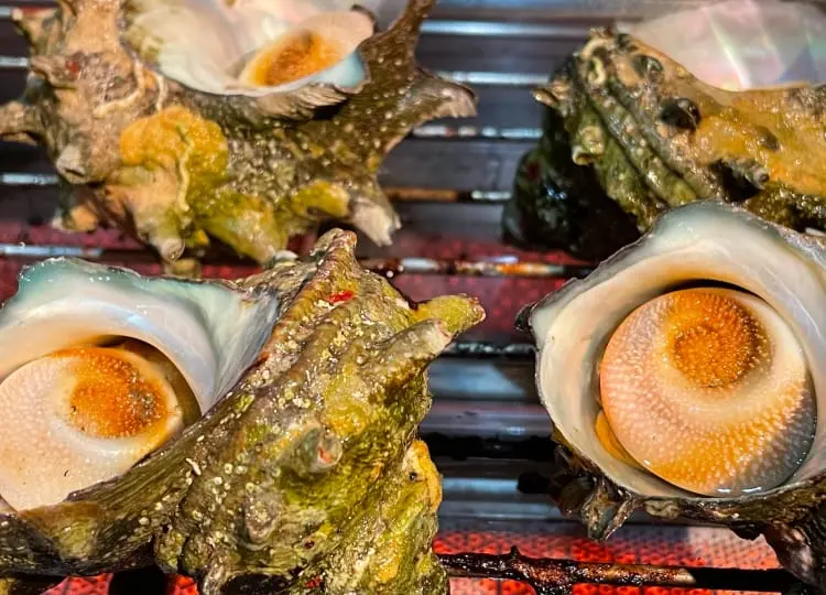 サザエのつぼ焼き